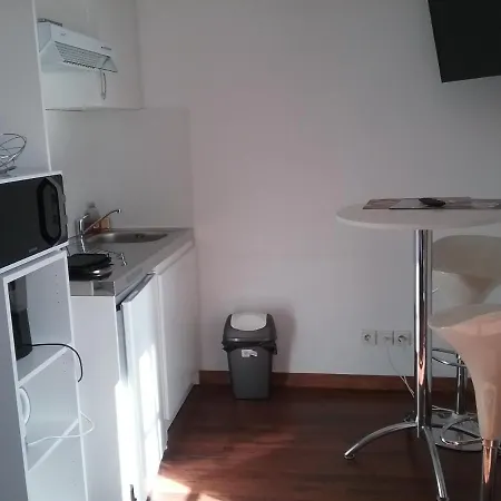 Gravezon Bed & Breakfast 3*