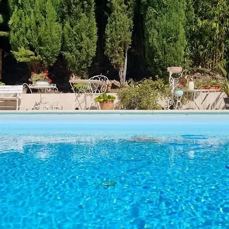 Gravezon Bed & Breakfast Lunas (Herault)