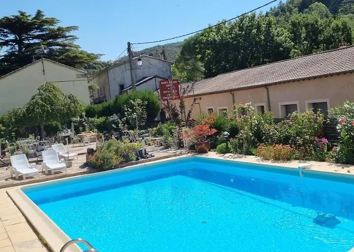 Manoir De Gravezon Bed & Breakfast 3*